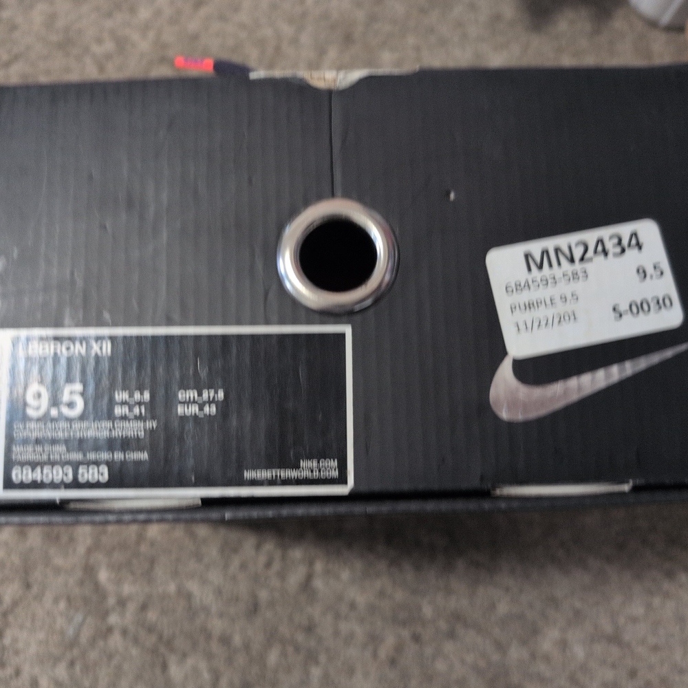 Nike Black and Purple Athletic Shoes - Picture 4 of 6